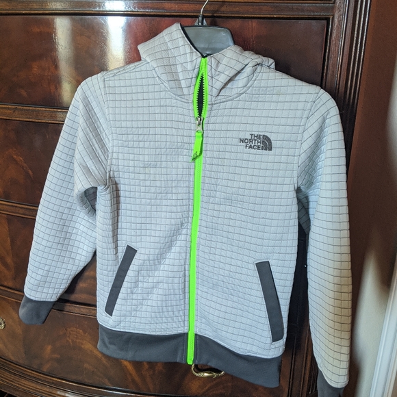 Sold Locally The North face Boys Jacket Bundle - Picture 5 of 7
